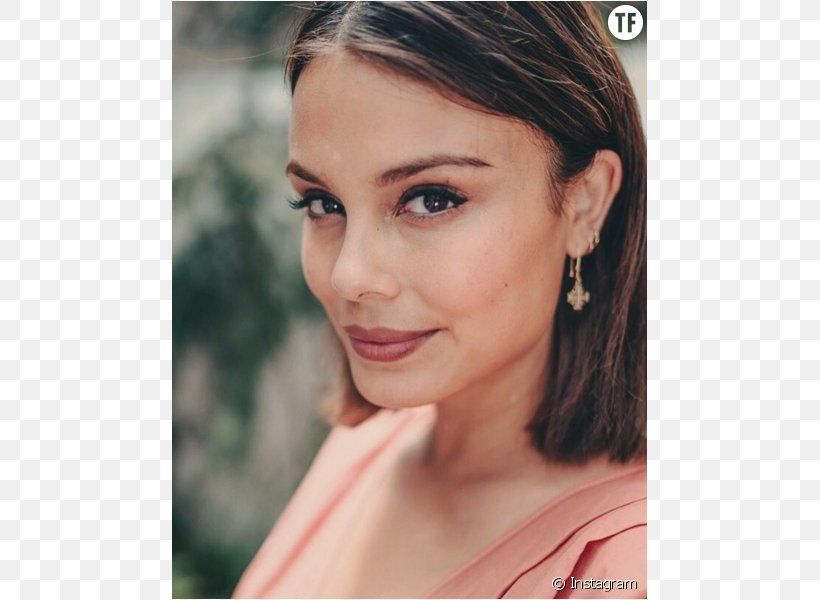 Nathalie Kelley The Vampire Diaries Hairstyle Bob Cut Actor, PNG, 622x600px, Watercolor, Cartoon, Flower, Frame, Heart Download Free