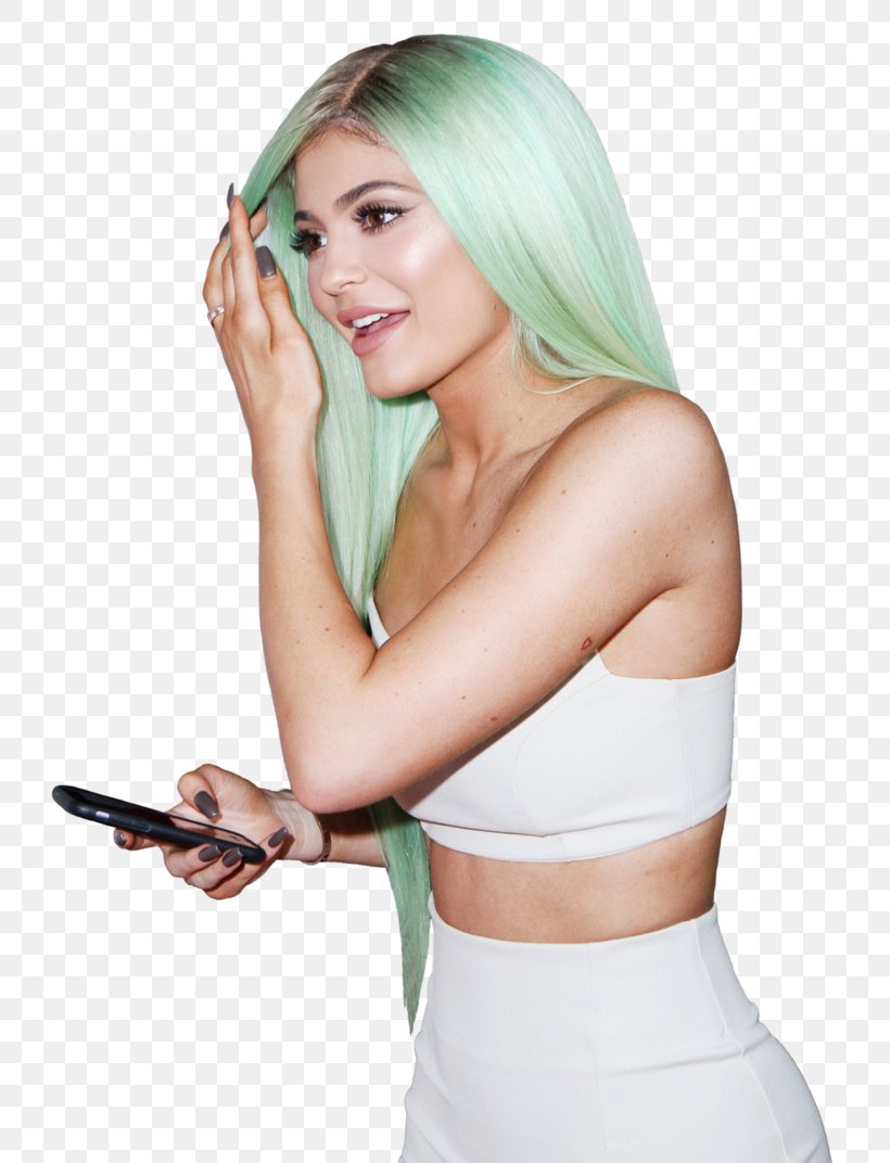 Sexy and fierce Kylie Jenner 4K wallpaper download