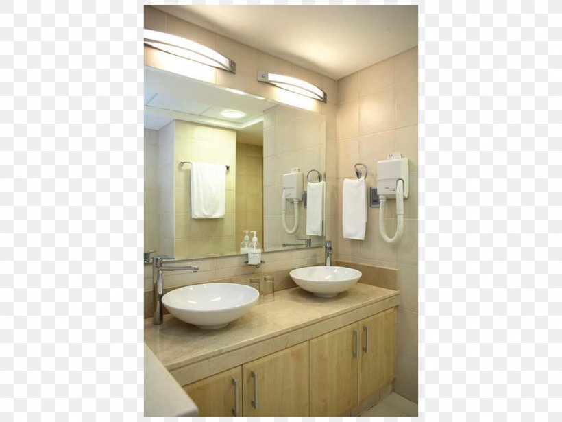 Royal Club Bathroom Property Bt. Wizzair Airline, PNG, 1024x768px, Royal Club, Airline, Airline Ticket, Apartment Hotel, Bathroom Download Free