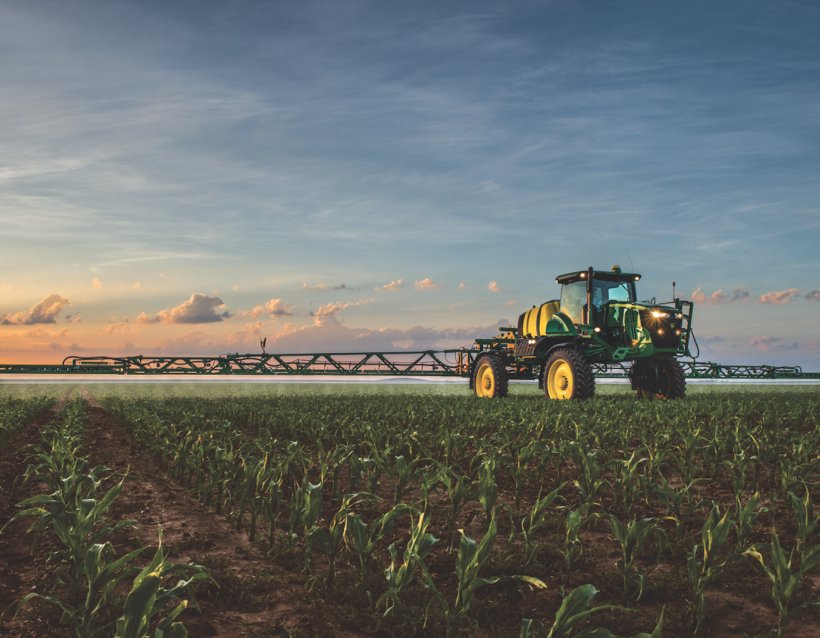 John Deere Sprayer Field Precision Agriculture, PNG, 1652x1286px, John Deere, Agricultural Machinery, Agriculture, Combine Harvester, Commodity Download Free