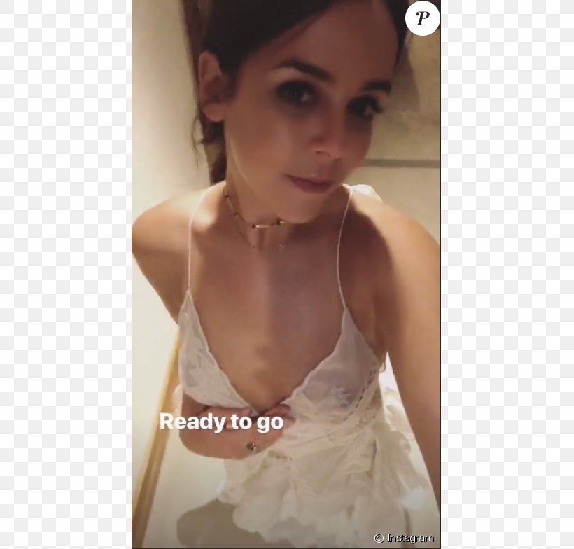 Pauline Ducruet Wedding Dress AMF Décolletage, PNG, 675x784px, Watercolor, Cartoon, Flower, Frame, Heart Download Free