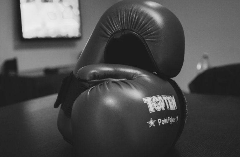 World Series Of Boxing AIBA World Boxing Championships Boxing Glove Boxing Training, PNG, 1260x828px, World Series Of Boxing, Aiba World Boxing Championships, Arm, Audio Equipment, Black And White Download Free