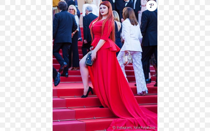 Cannes Film Festival Red Carpet Plus-size Model Wardrobe Malfunction, PNG, 950x595px, Watercolor, Cartoon, Flower, Frame, Heart Download Free