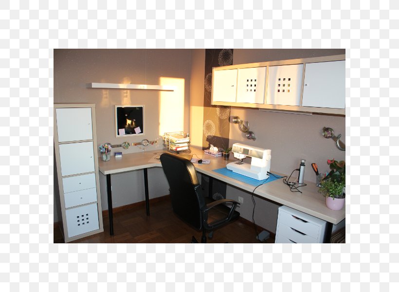 Table Blog Pom-pom Desk Kitchen, PNG, 600x600px, Table, Animal, Blog, Countertop, Desk Download Free