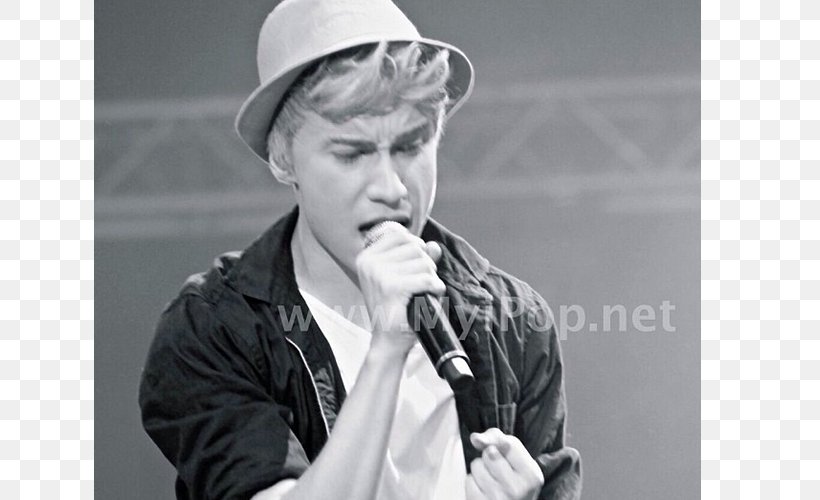 Microphone Photograph Gentleman, PNG, 800x500px, Microphone, Audio, Audio Equipment, Black And White, Cap Download Free