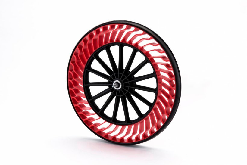 Car Airless Tire Bicycle Tires Bridgestone, PNG, 1531x1024px, Car, Airless Tire, Alloy Wheel, Auto Part, Automotive Tire Download Free