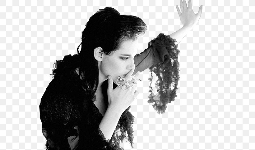 Kristen Stewart Black And White Twilight Actor Female, PNG, 580x484px, Watercolor, Cartoon, Flower, Frame, Heart Download Free