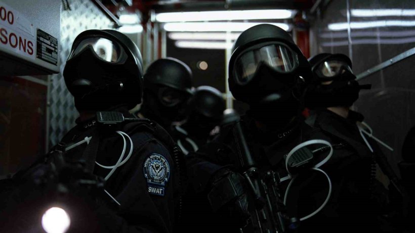 Singapore Police Force Special Tactics And Rescue Special Forces, PNG, 1600x900px, Singapore, Crime, Gas Mask, Mode Of Transport, Motor Vehicle Download Free