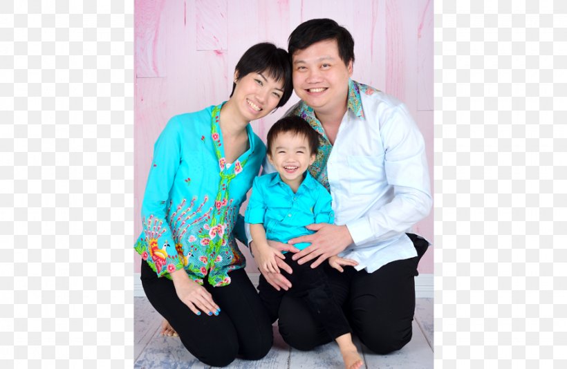 Singapore Family Textile Outerwear Single Person, PNG, 920x600px, Singapore, Child, Daughter, Facebook, Facebook Inc Download Free