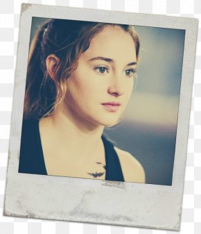 Beatrice Prior - Shailene Woodley Beatrice Prior Divergent Tobias Eaton Andrew Prior PNG
